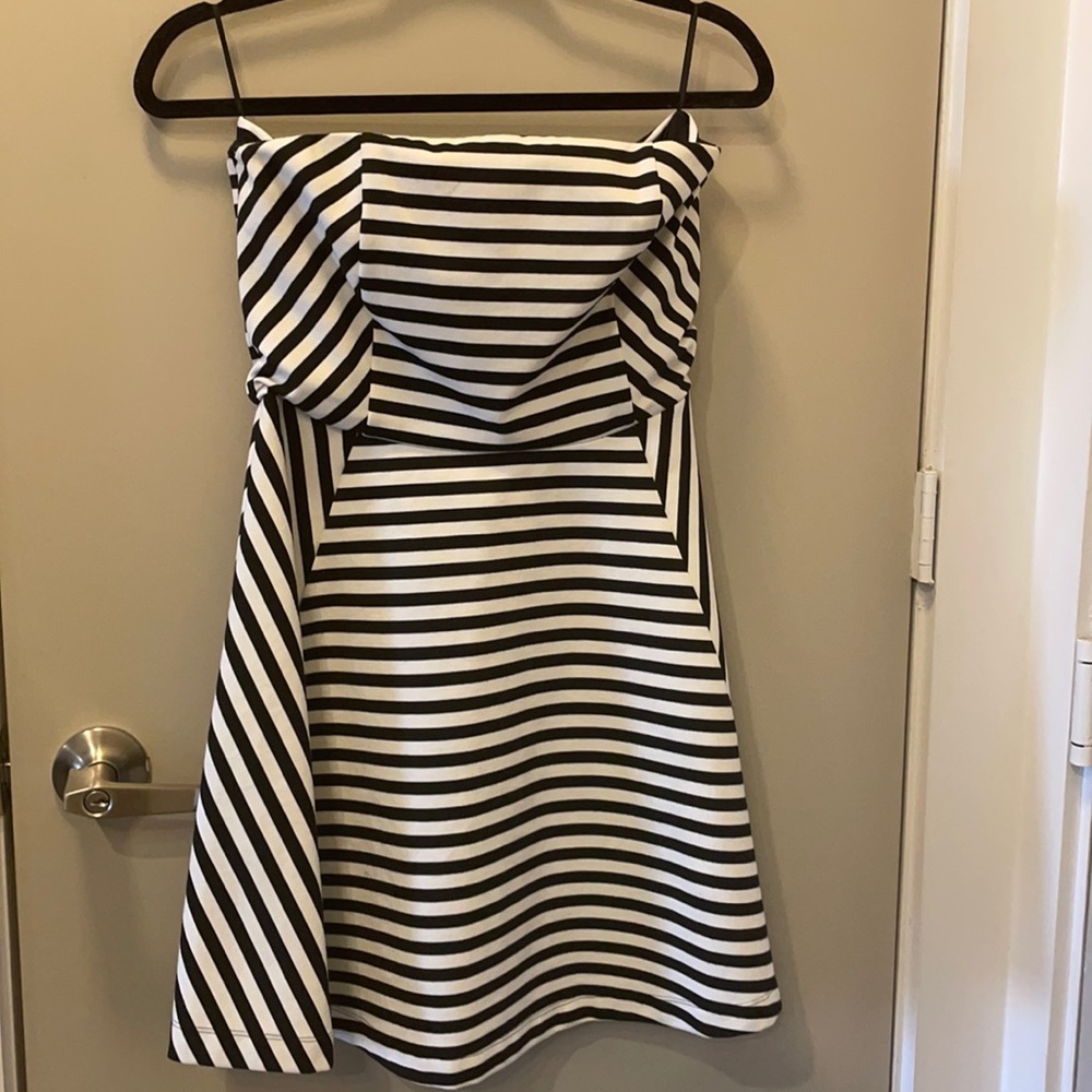 Express size 6 striped dress